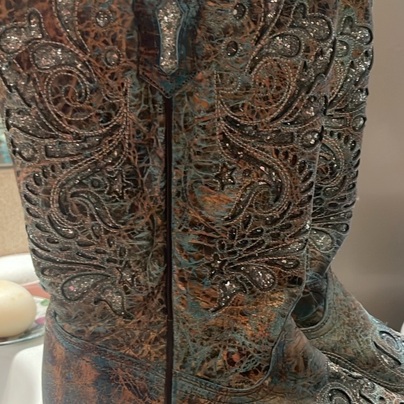 Intricate Western Boots - Brown and Blue - Picture 2 of 4